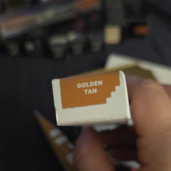 Milk Makeup Serlt with Gold Mirror Card Holder - Picture 3 of 10